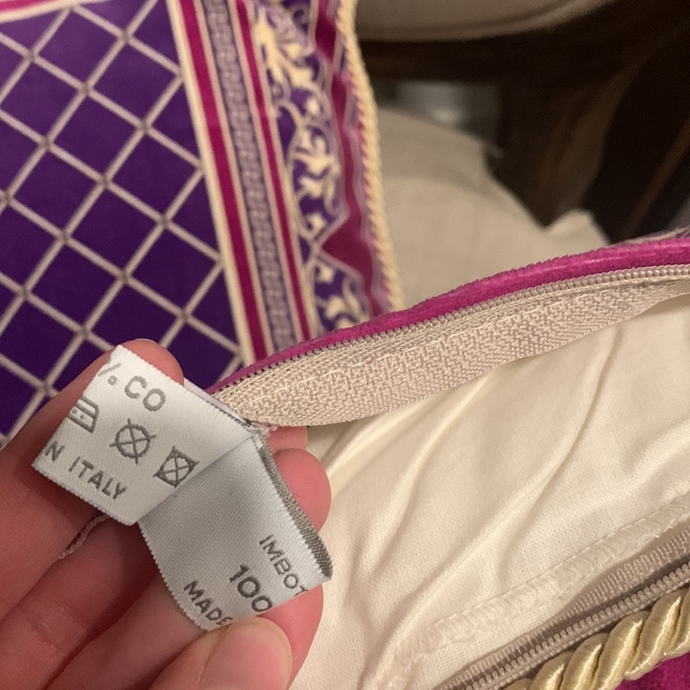 VERSACE pillow - Picture 6 of 6